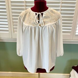 Elegant White Embroidered 3/4 Sleeve Peasant Blouse Size M